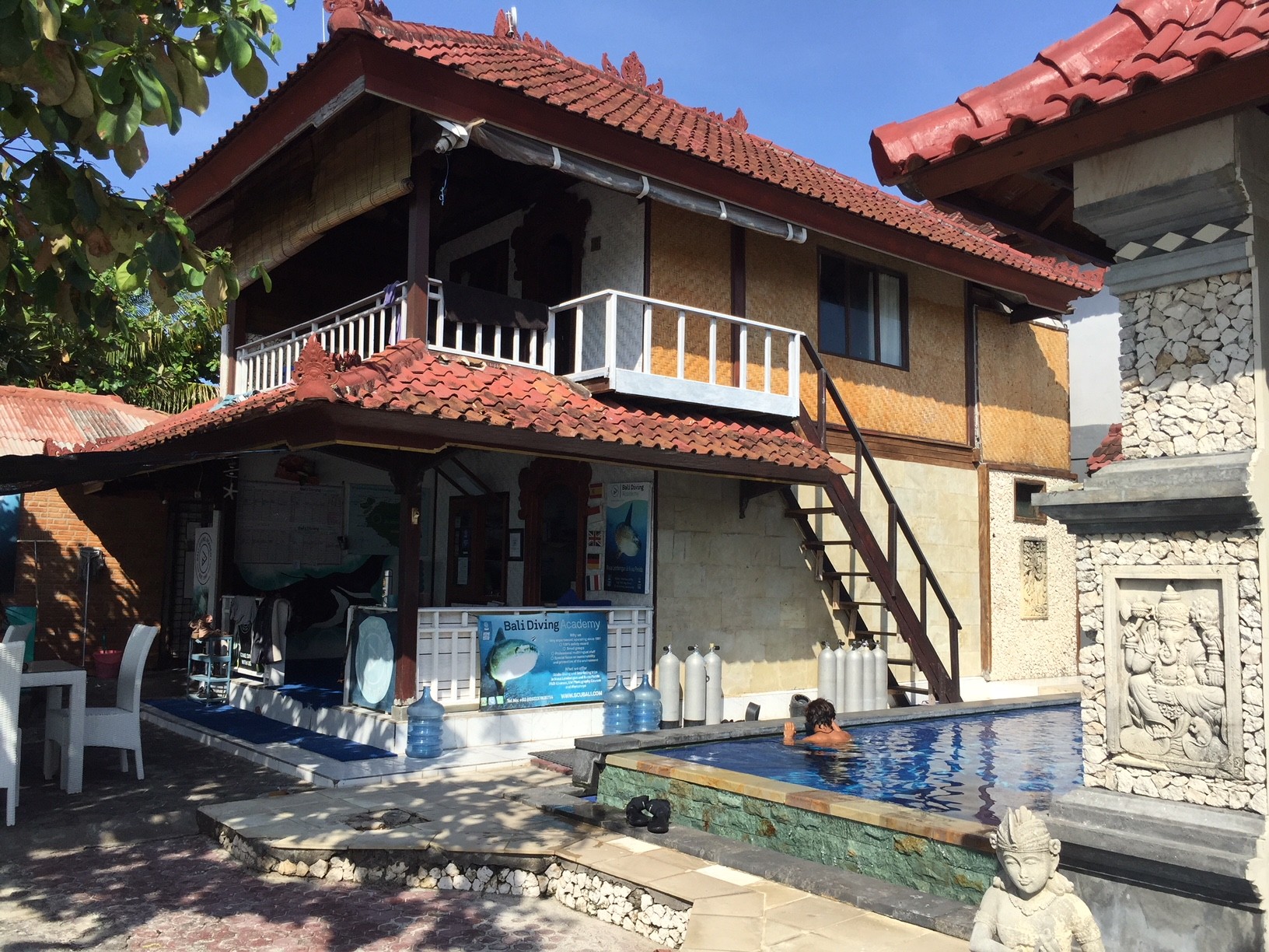 bali diving academy in lembongan